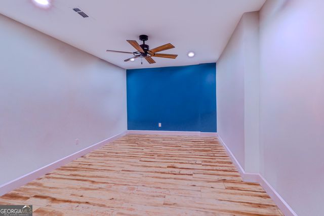 100 Chapman Oak Drive, Newnan, GA 30265