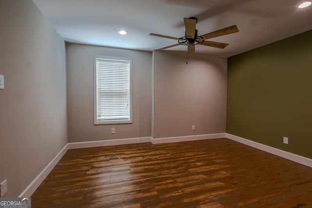 100 Chapman Oak Drive, Newnan, GA 30265