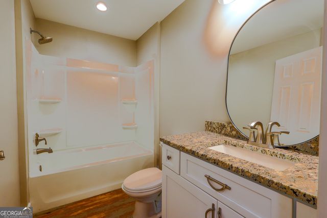100 Chapman Oak Drive, Newnan, GA 30265