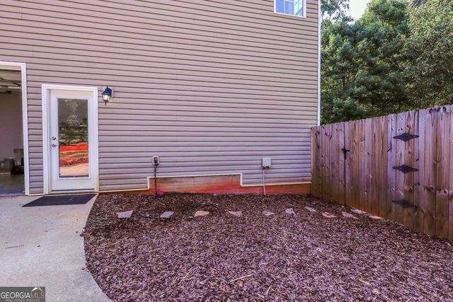 100 Chapman Oak Drive, Newnan, GA 30265