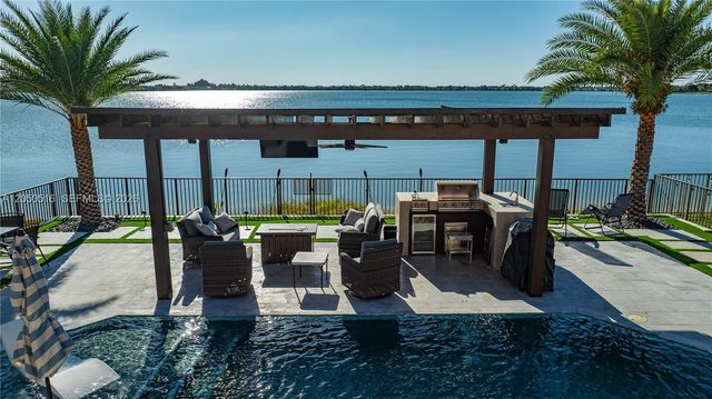 5022 SW 173rd Ave, Miramar, FL 33029