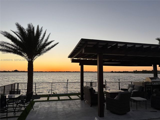 5022 SW 173rd Ave, Miramar, FL 33029