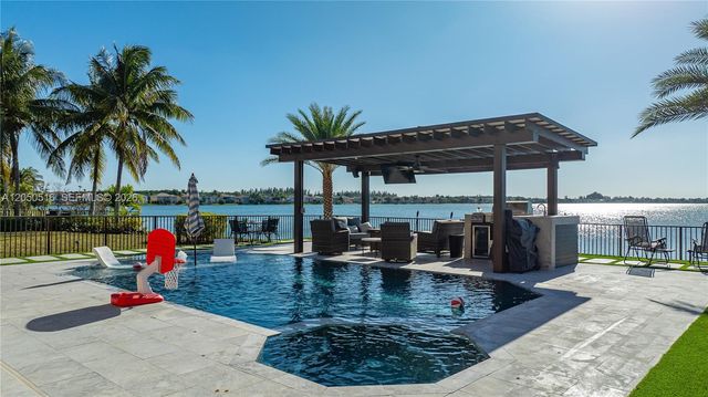 5022 SW 173rd Ave, Miramar, FL 33029