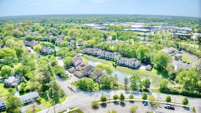 9450 Hunters Creek Drive, Blue Ash, OH 45242