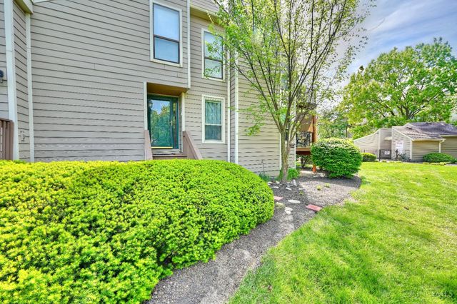 9450 Hunters Creek Drive, Blue Ash, OH 45242