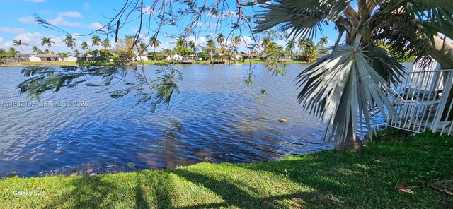 3720 NW 116th Ter, Sunrise, FL 33323