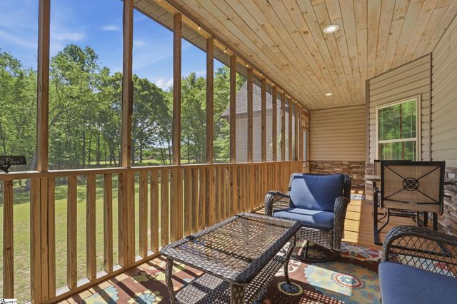 297 Paradise Vista Drive, Williamston, SC 29697