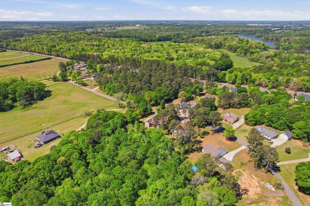 297 Paradise Vista Drive, Williamston, SC 29697