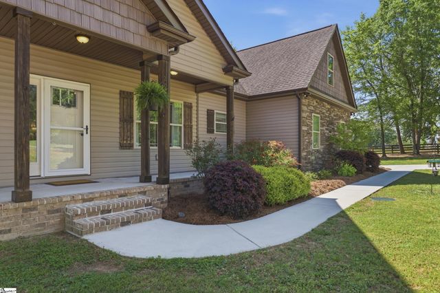 297 Paradise Vista Drive, Williamston, SC 29697