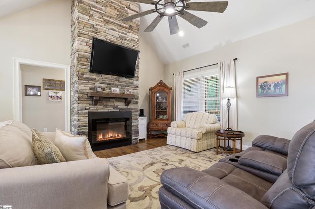 297 Paradise Vista Drive, Williamston, SC 29697