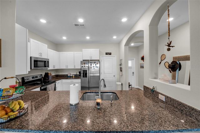 736 ROYAL EMPRESS DRIVE, Ruskin, FL 33570