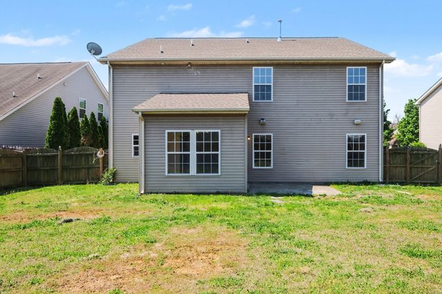1042 Countess Ln, Spring Hill, TN 37174