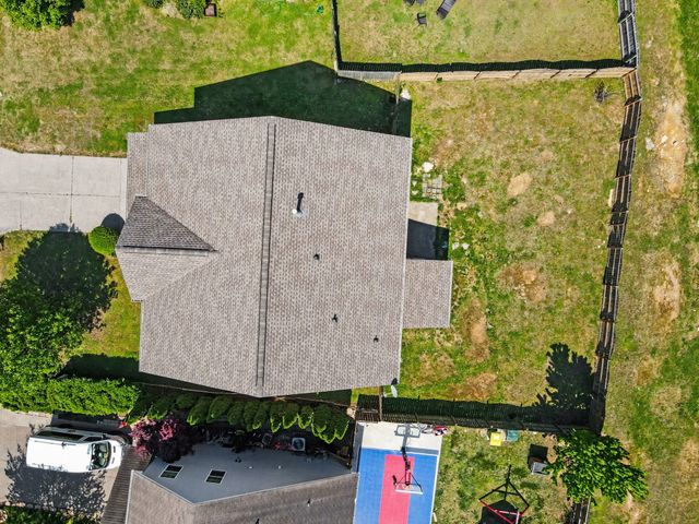 1042 Countess Ln, Spring Hill, TN 37174