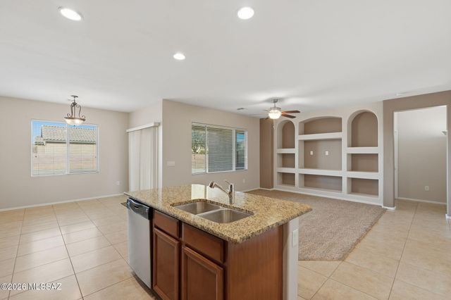 1163 E Empire Canyon Lane, Sahuarita, AZ 85629
