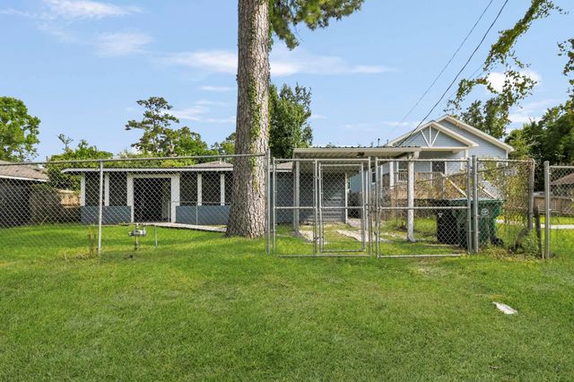 8186 Record Street, Houston, TX 77028