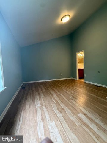 5023 COLBURN TER, Hyattsville, MD 20782