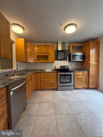 5023 COLBURN TER, Hyattsville, MD 20782