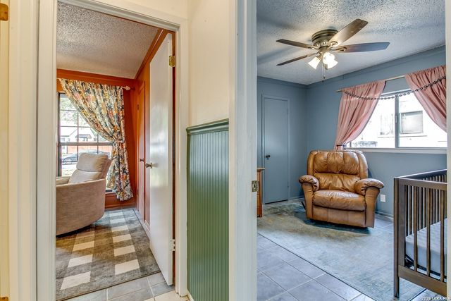 10410 Country Breeze, San Antonio, TX 78240
