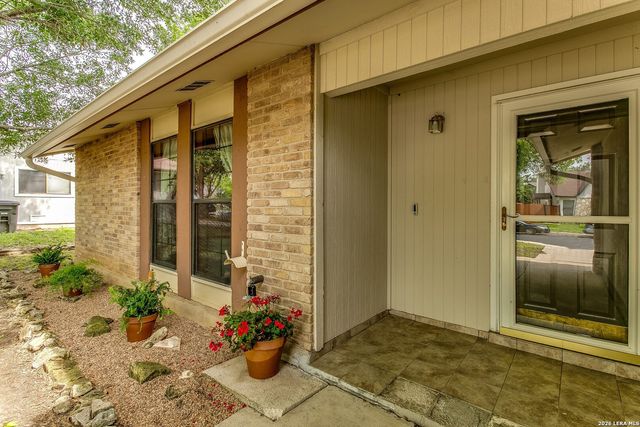 10410 Country Breeze, San Antonio, TX 78240