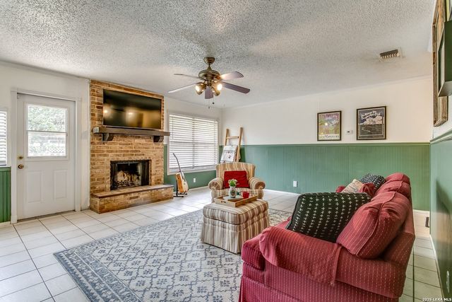 10410 Country Breeze, San Antonio, TX 78240