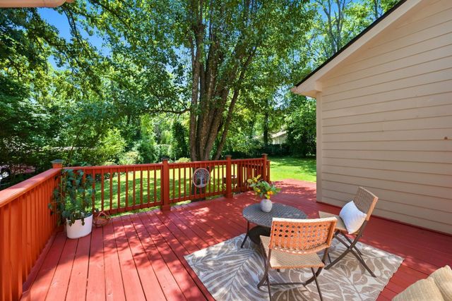 111 Colony Ct, Nashville, TN 37204