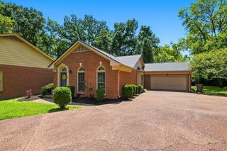 111 Colony Ct, Nashville, TN 37204