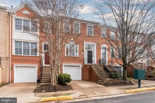 12027 EDGEMERE CIR, Reston, VA 20190