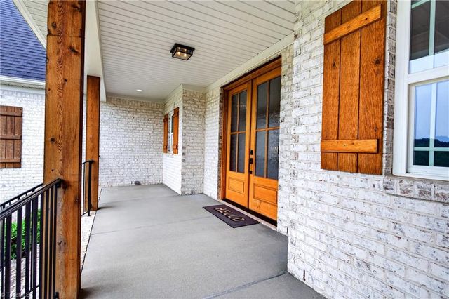 5683 Timber Trace Way, Oak Ridge, NC 27310