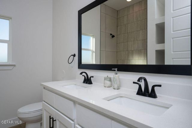 3800 Fix Place, El Paso, TX 79938