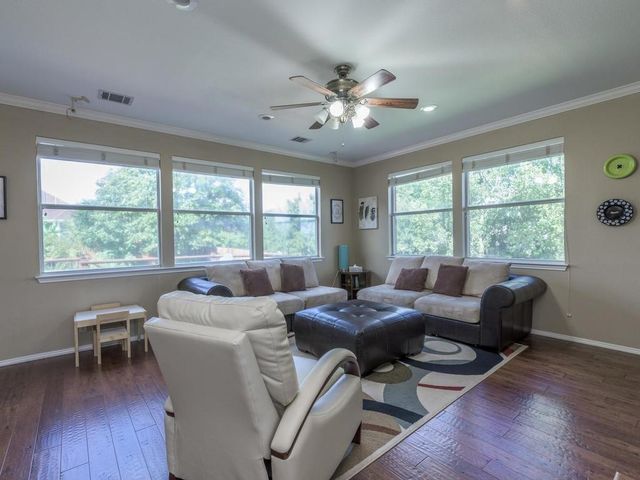 3404 Lyon Club CT, Austin, TX 78738