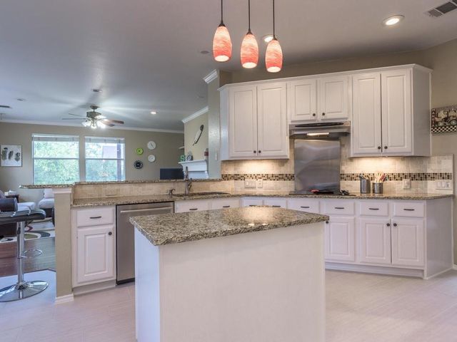 3404 Lyon Club CT, Austin, TX 78738