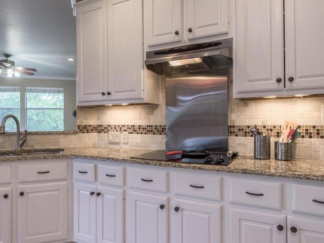 3404 Lyon Club CT, Austin, TX 78738