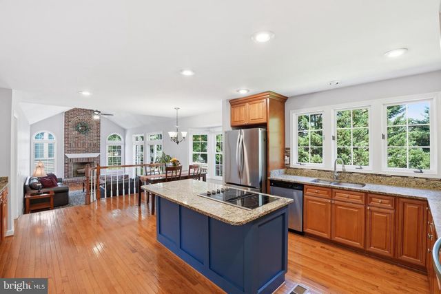 14332 CARTWRIGHT, Gaithersburg, MD 20878