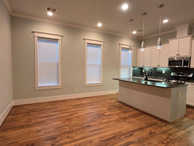 4109 Allen Street, Houston, TX 77007