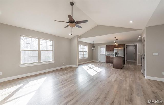 163 Mesa Drive, Waynesville, MO 65583