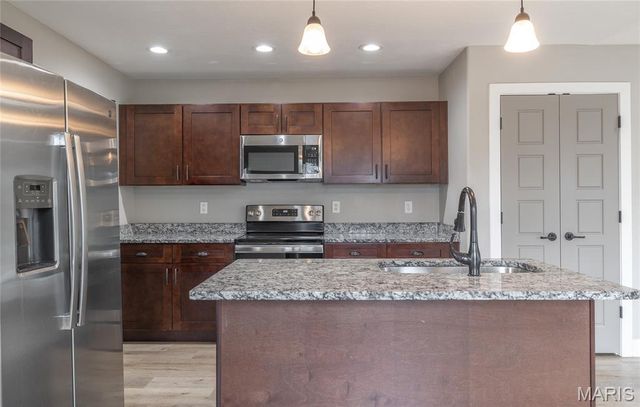 163 Mesa Drive, Waynesville, MO 65583