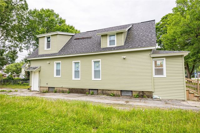 581 Frost Avenue, Rochester, NY 14611