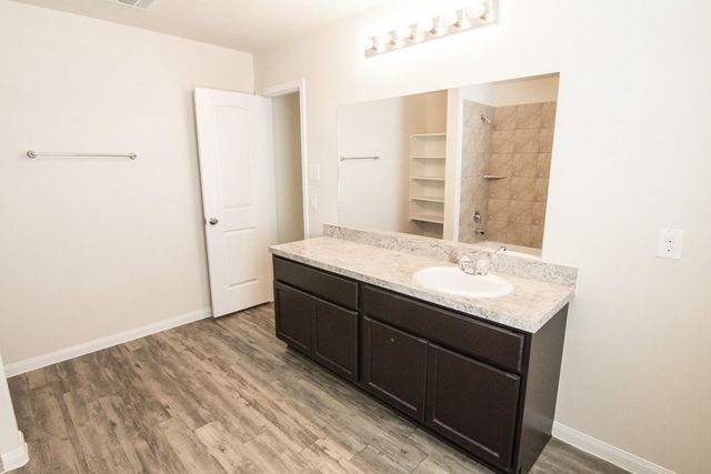 984 Harvest Salt Lane, La Marque, TX 77568