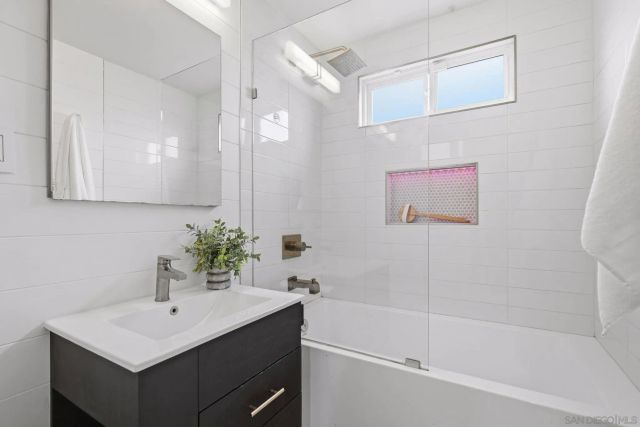 3932 9th Ave 5, San Diego, CA 92103