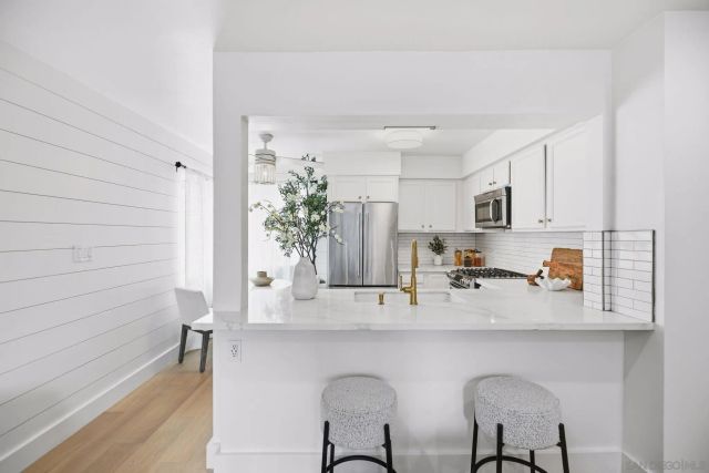 3932 9th Ave 5, San Diego, CA 92103