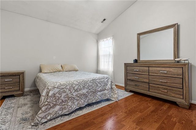 3004 Big Bend DR, Chesapeake, VA 23321