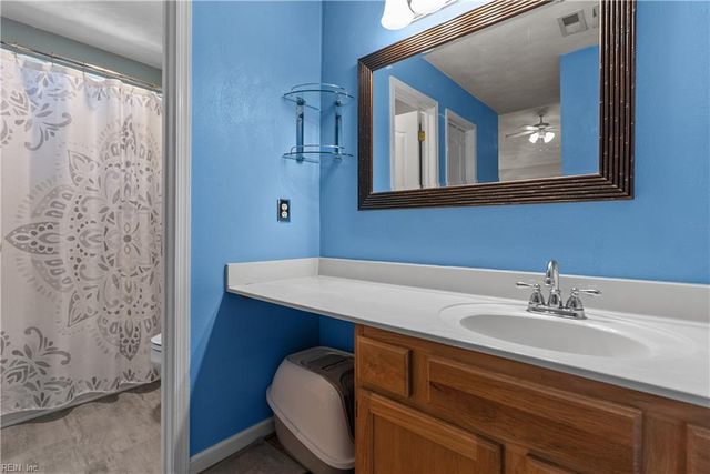 3004 Big Bend DR, Chesapeake, VA 23321
