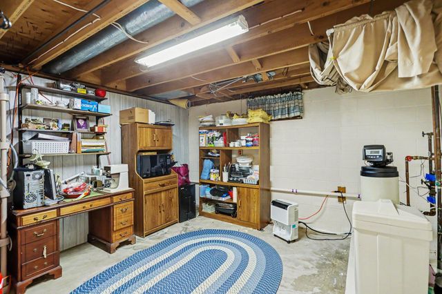 2861 Wurtzel Drive, West, Freeland, MI 48623