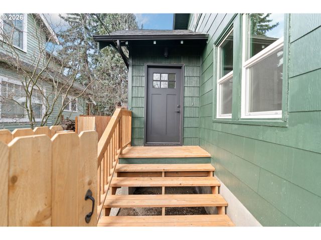 7215 Se 20TH Ave, Portland, OR 97202