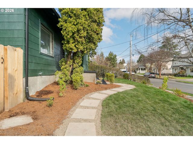 7215 Se 20TH Ave, Portland, OR 97202