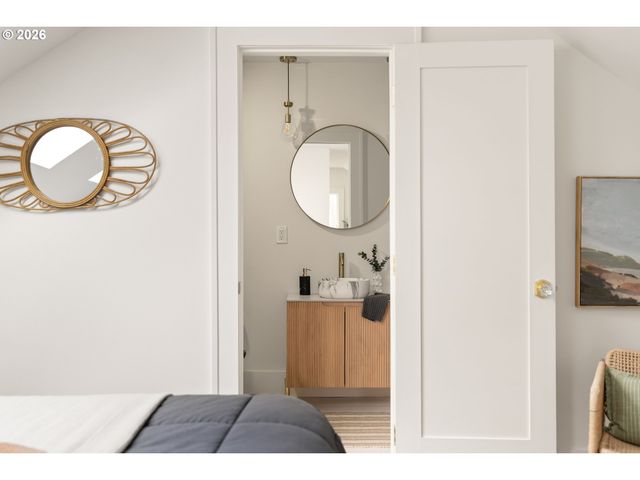 7215 Se 20TH Ave, Portland, OR 97202