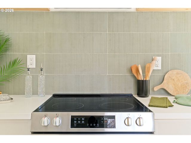 7215 Se 20TH Ave, Portland, OR 97202