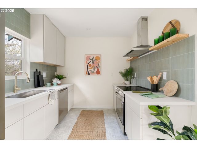 7215 Se 20TH Ave, Portland, OR 97202