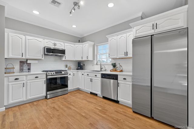 44 Catskill Avenue, Monroe, NY 10950