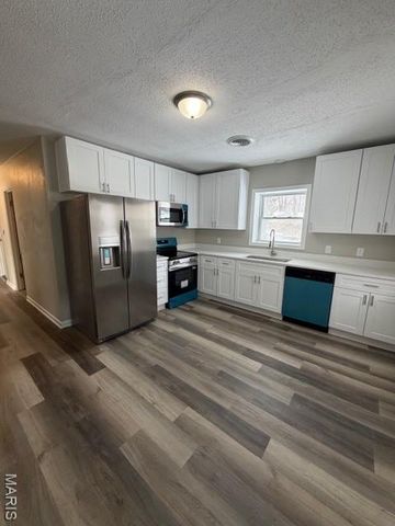 1003 N 86th Street, East St Louis, IL 62203